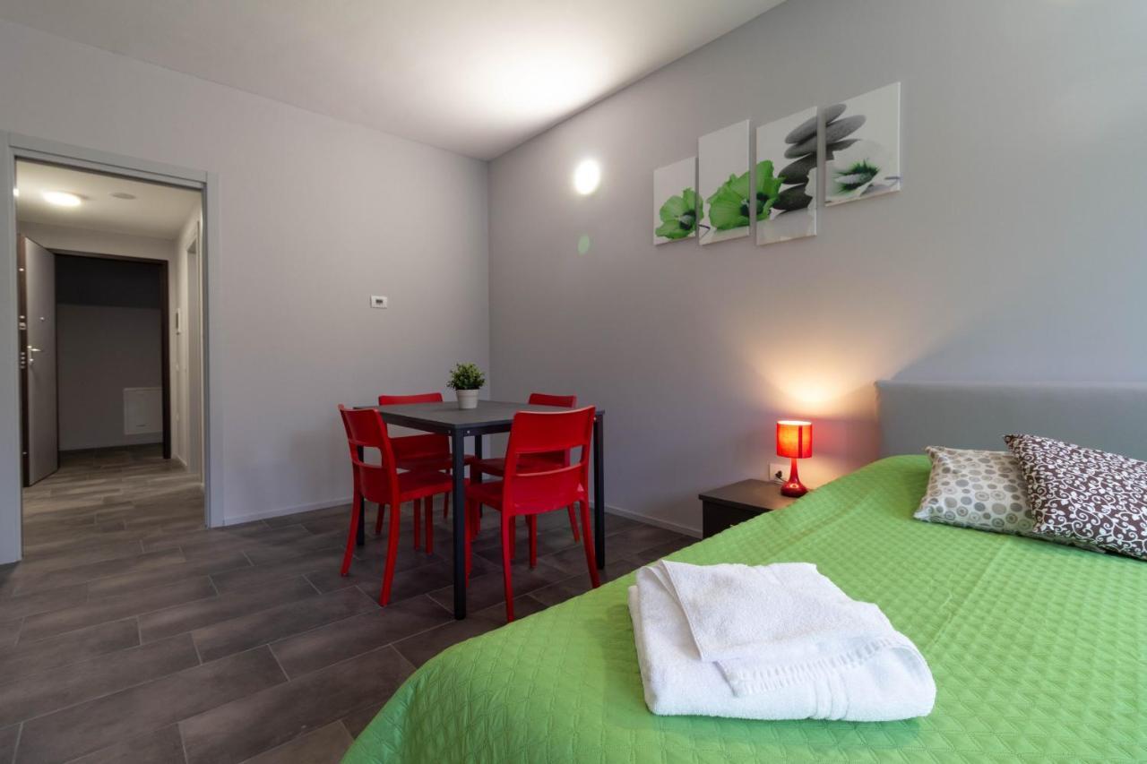 Lime Apartment - Affitti Brevi Italia Лекко Экстерьер фото
